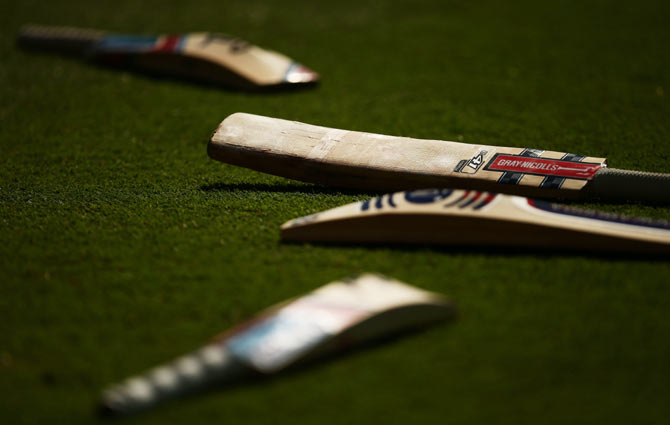 Your Personal Guide to Cricket Bat Sizes